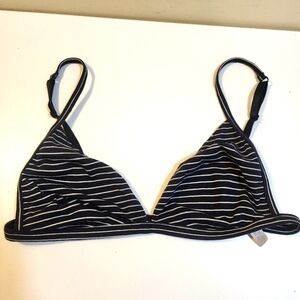 Victiria's Secrer Striped Black and White Bikini Top Brallette Size L